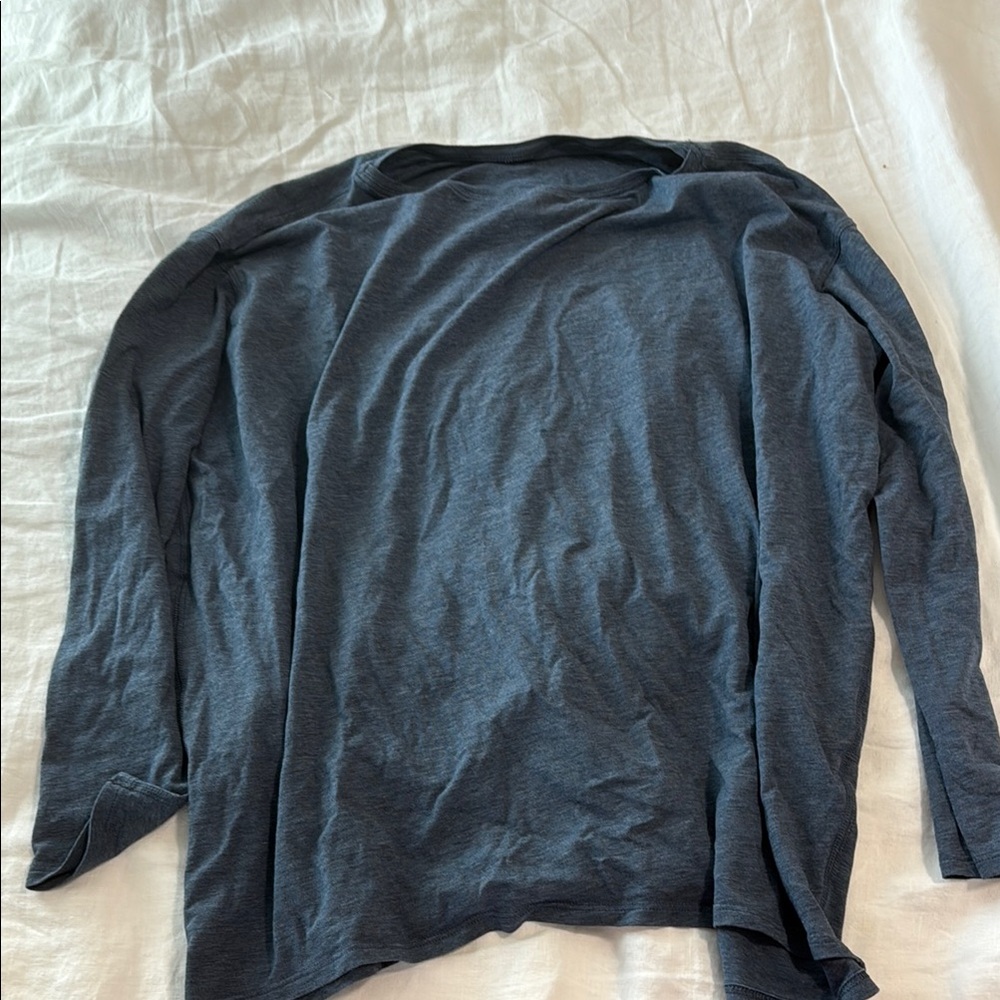 Lululemon heathered navy back in action size 8